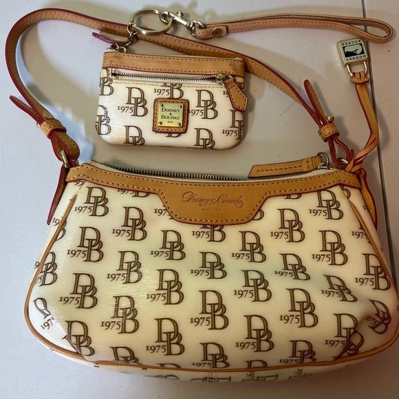 Dooney & Bourke Handbags - 𝅺Dooney & Bourke 1975 DB Signature Mini Set (2 pcs)